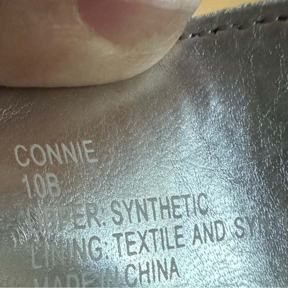 Chaps ‘Connie’ Driver Gray Flats Silver Buckle Size 10 - Picture 11 of 11